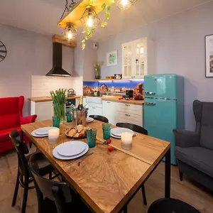 https://mayas-flats-resorts-62-2-bedrooms-apartment-in-walowa.gdanskhotel.org